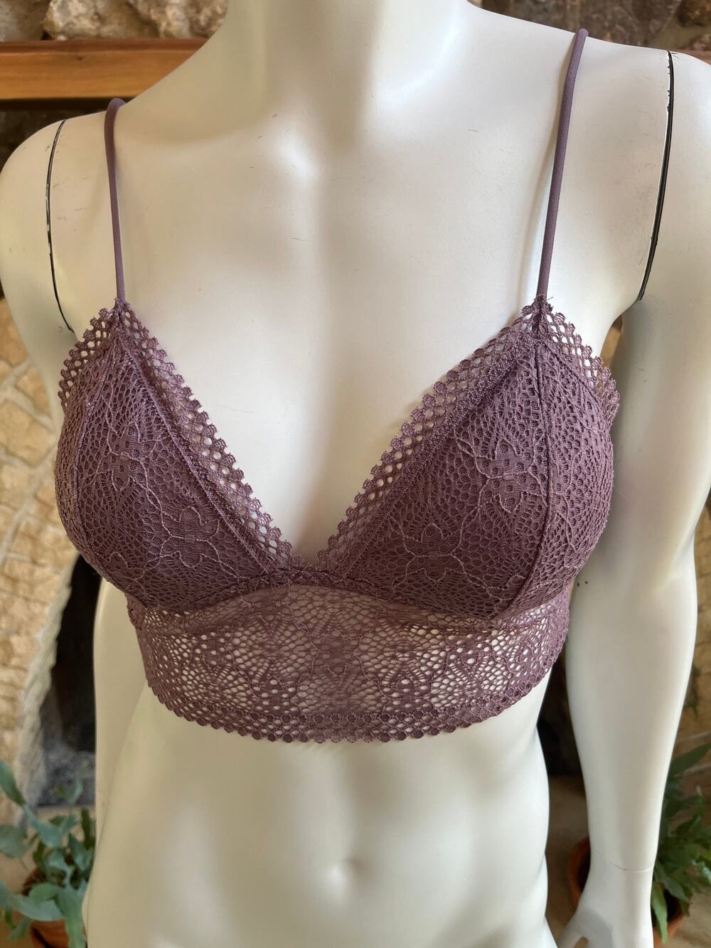 Victoria's Secret Purple Lace Padded Bralette Women’s Size Medium